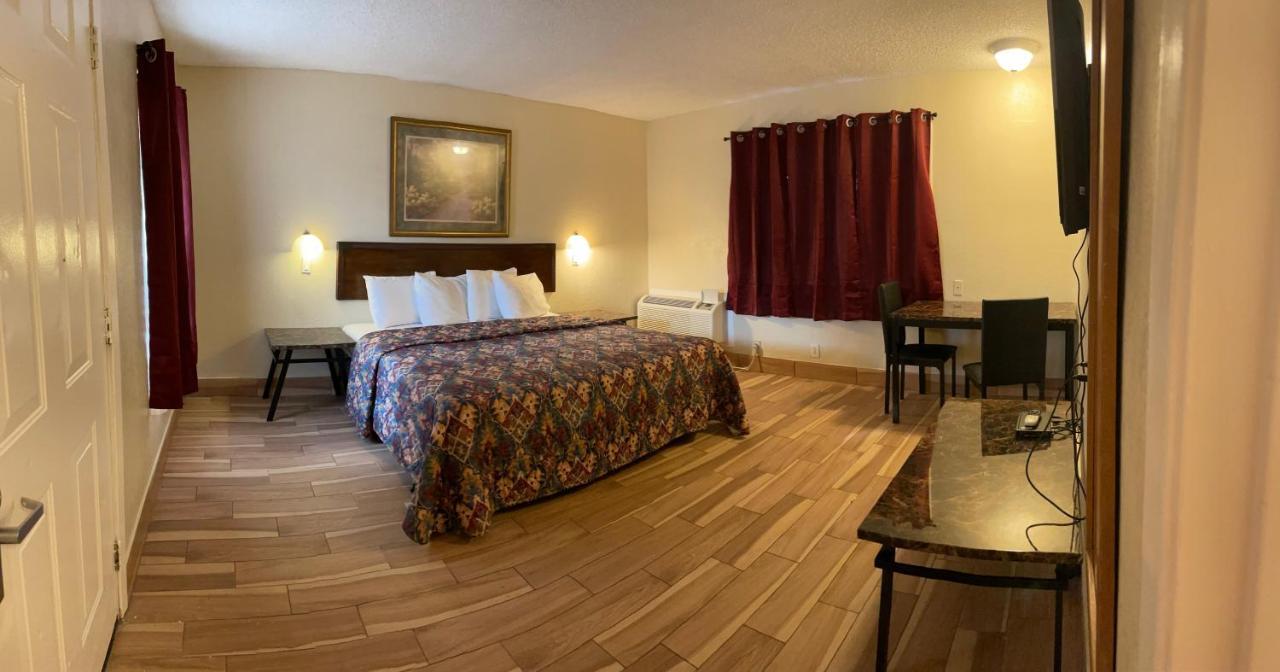 River Forest Inn بيلتون المظهر الخارجي الصورة