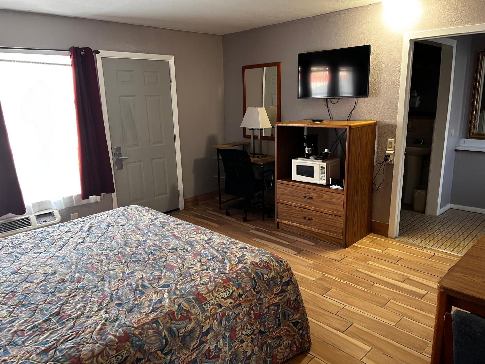 River Forest Inn بيلتون المظهر الخارجي الصورة
