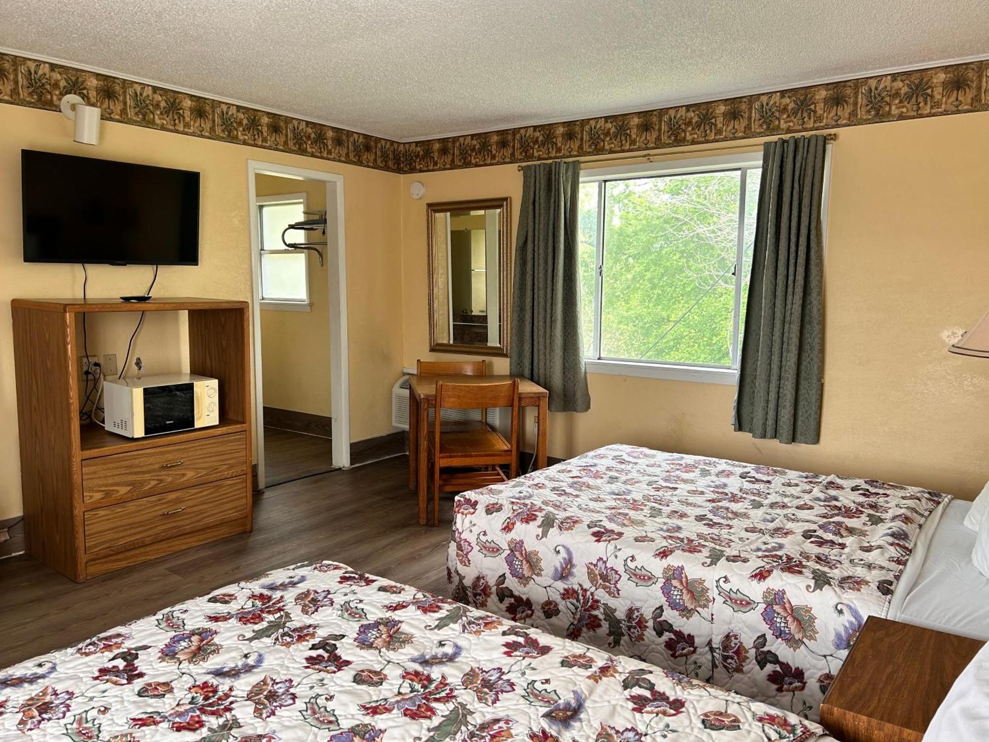 River Forest Inn بيلتون المظهر الخارجي الصورة